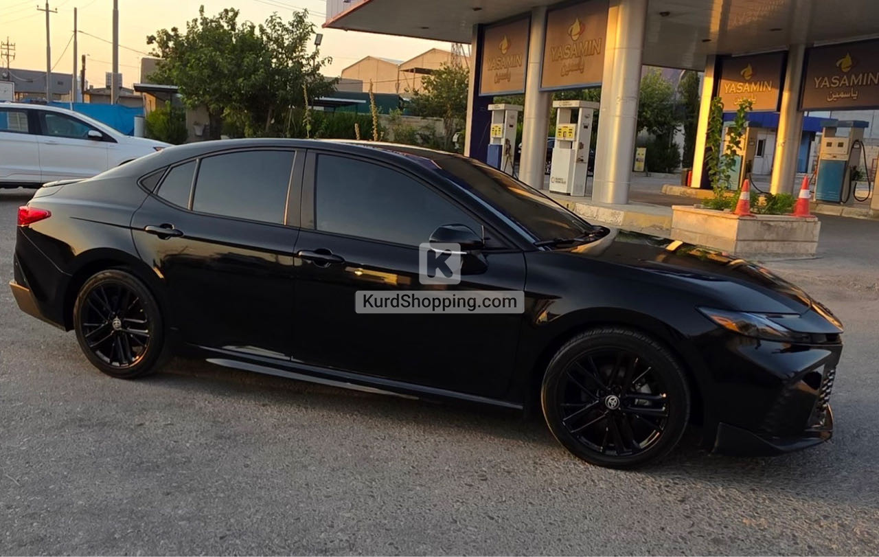 Toyota Camry 2025