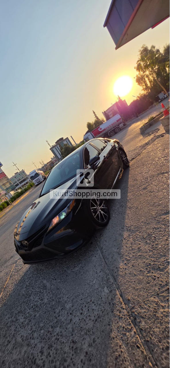 Toyota Camry 2024