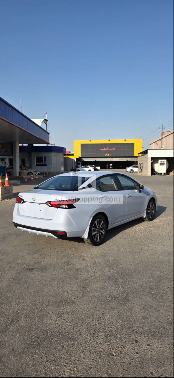 Nissan Versa 2024