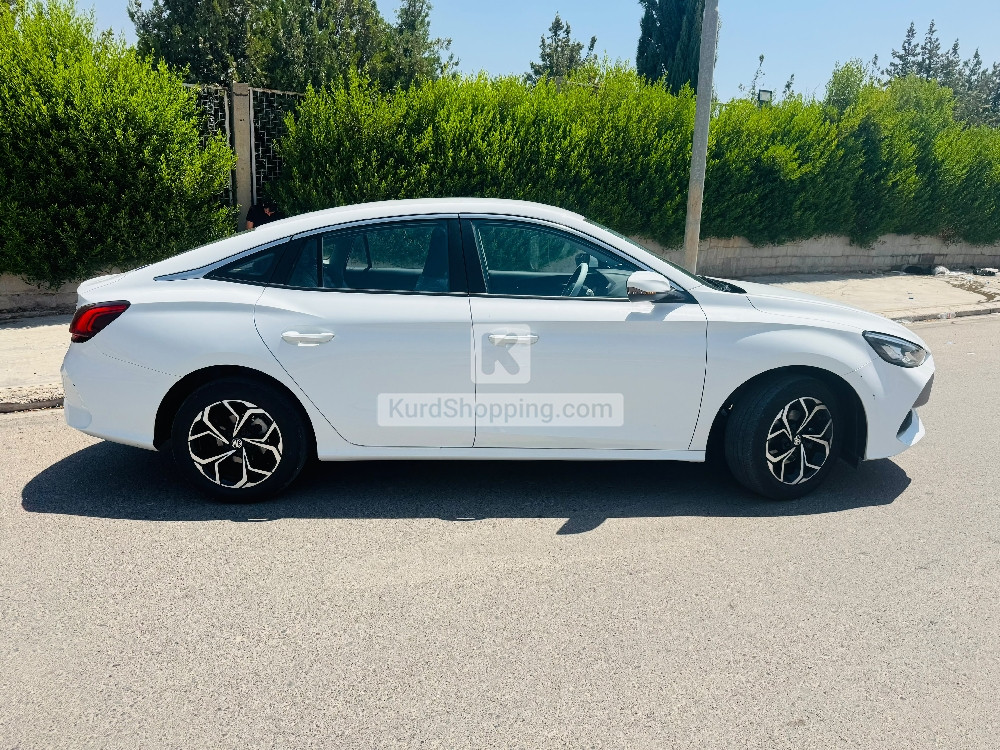 MG 5 2025