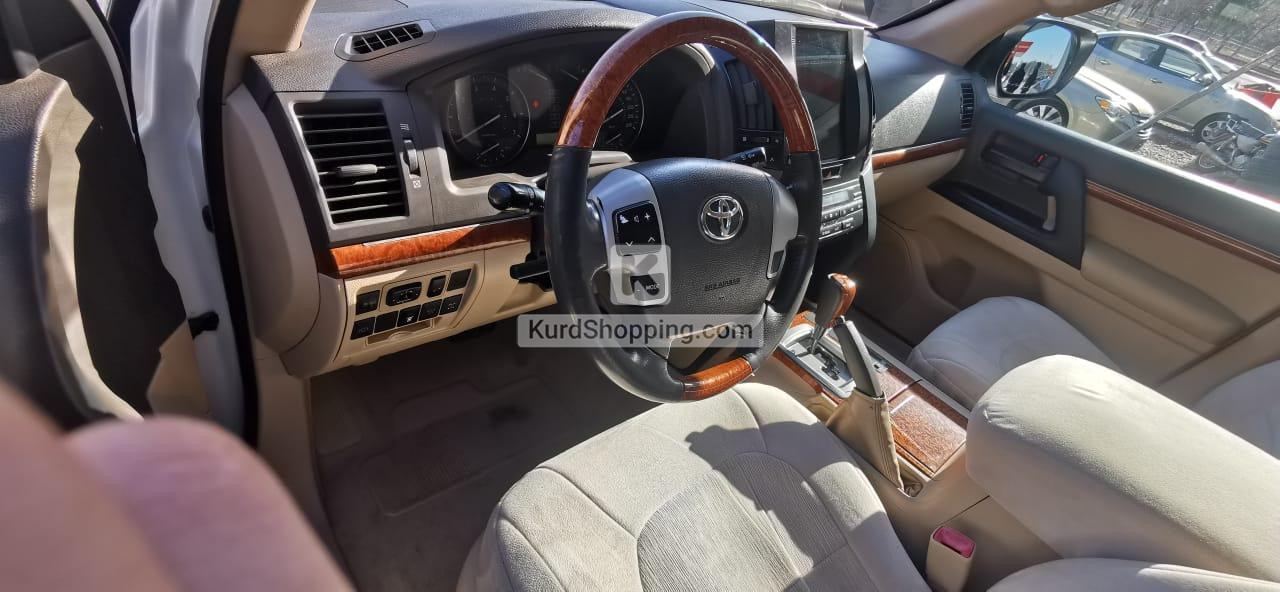 Toyota Landcruiser 2014 GX.R Full Clean