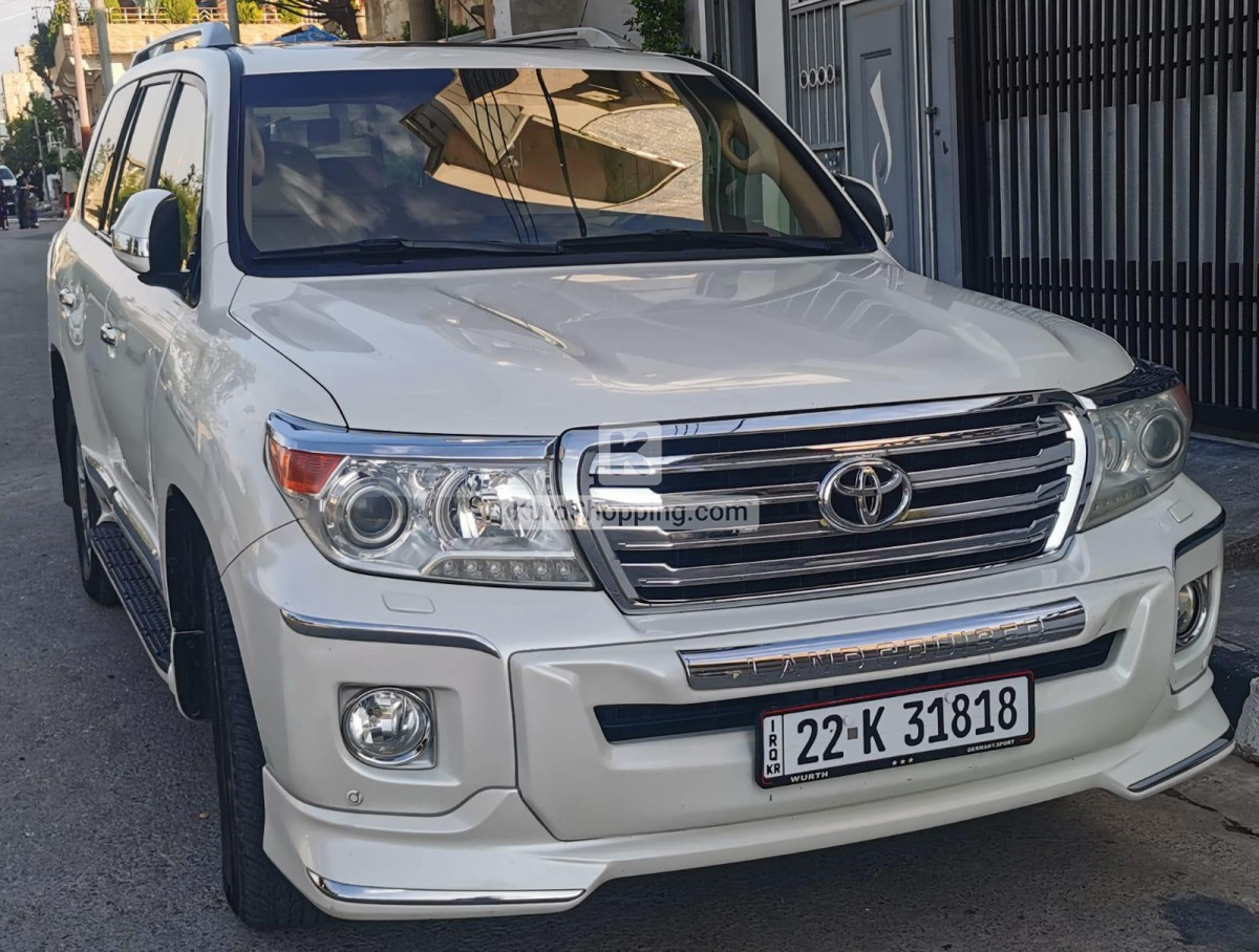 Toyota Landcruiser 2014 GX.R Full Clean