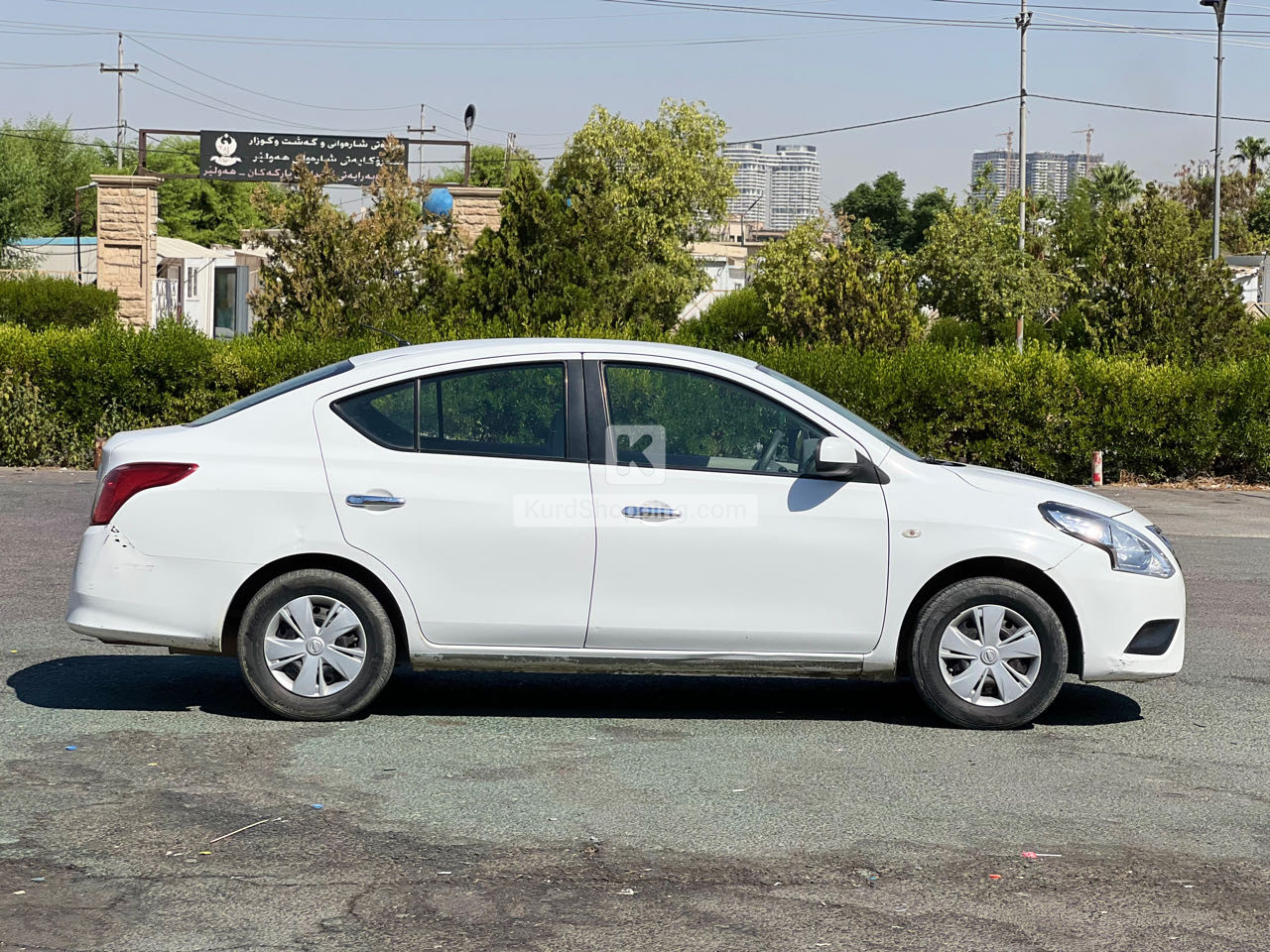 Nissan Sunny 2016