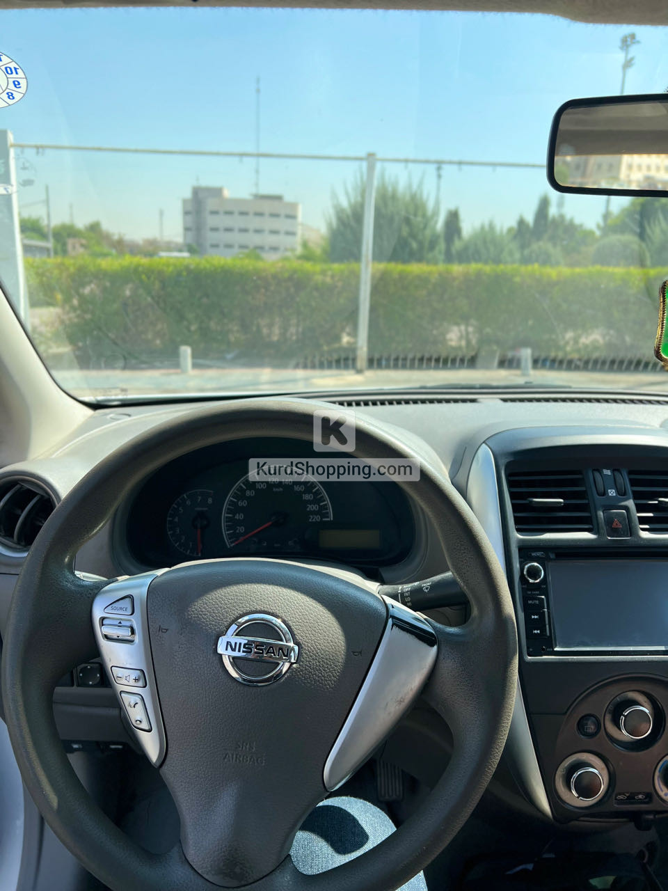 Nissan Sunny 2016