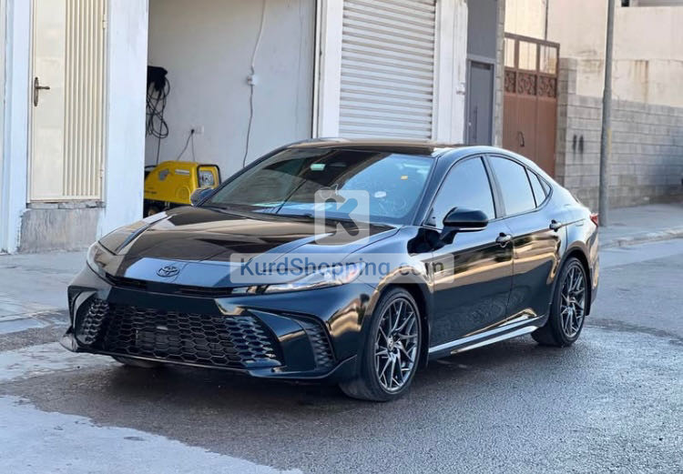 Toyota Camry 2025