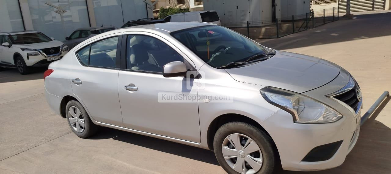 Nissan versa