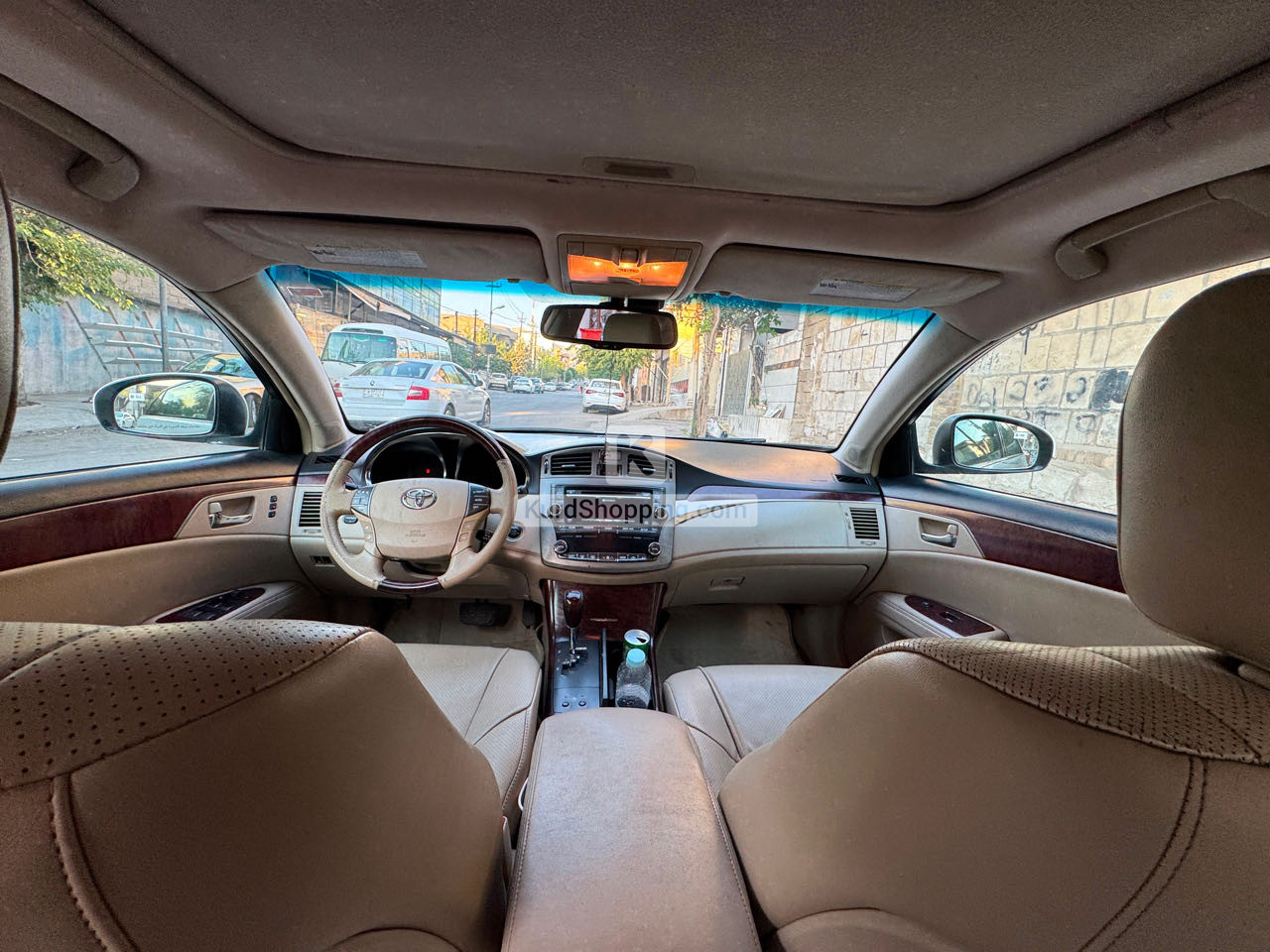 Toyota Avalon 2012