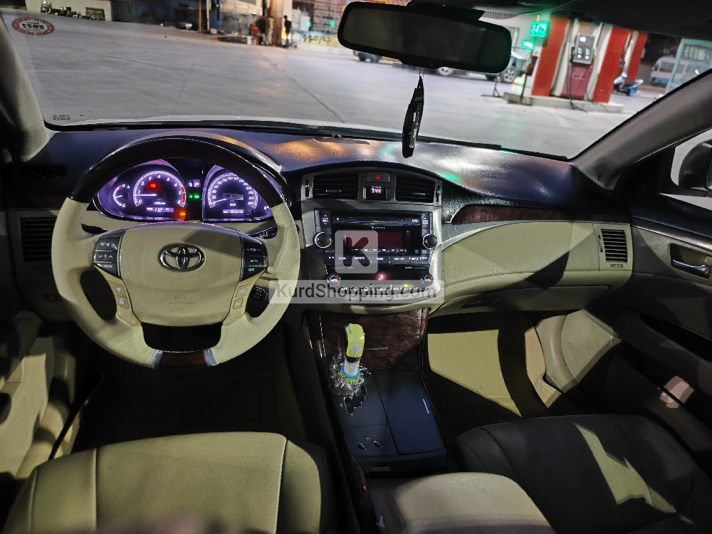 Toyota Avalon 2012