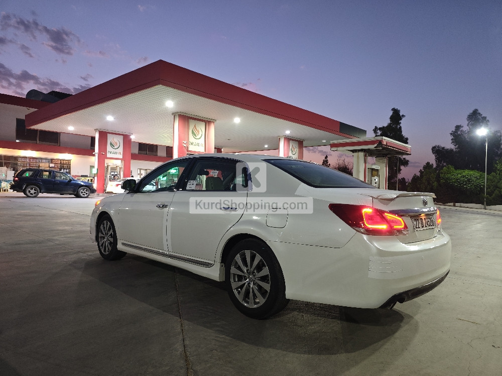 Toyota Avalon 2012