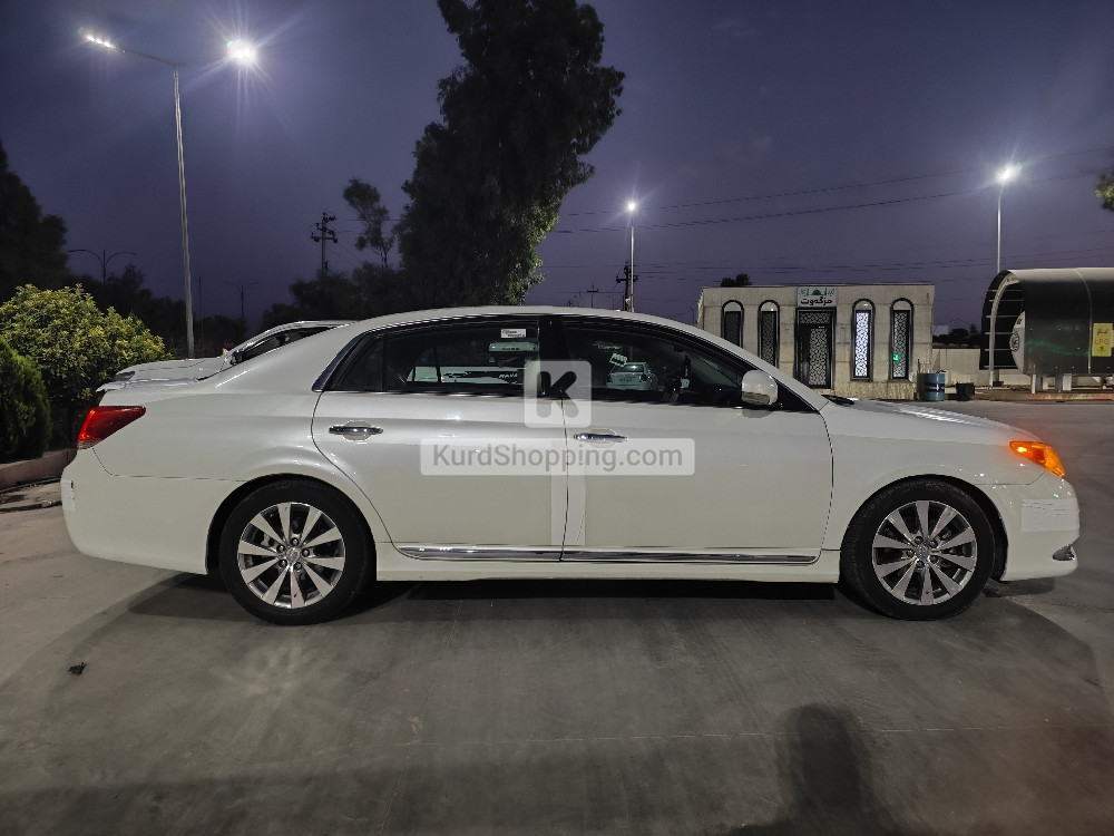 Toyota Avalon 2012