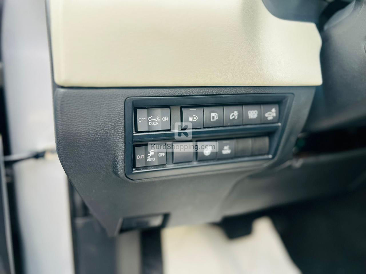 Toyota sequoia 2023