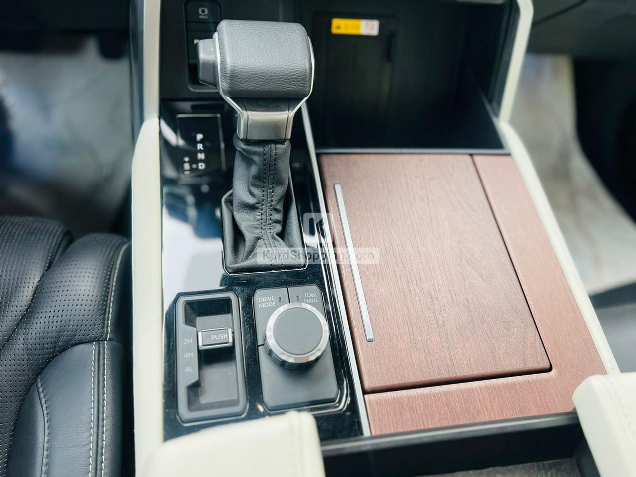 Toyota sequoia 2023