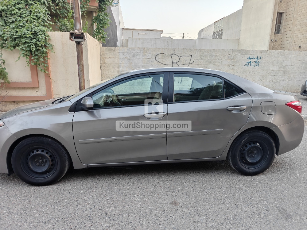 Toyota Corolla 2015