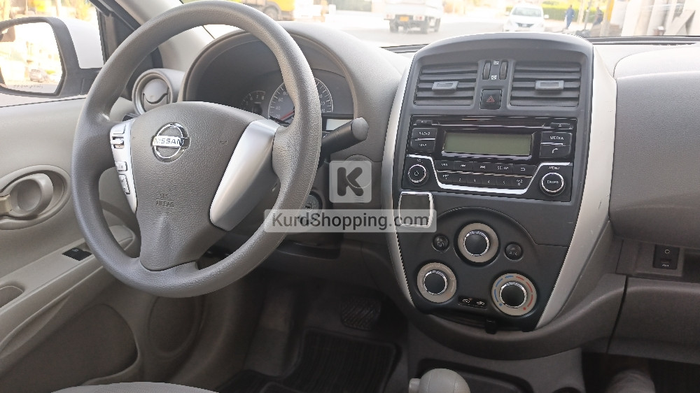 Nissan Sunny 2021