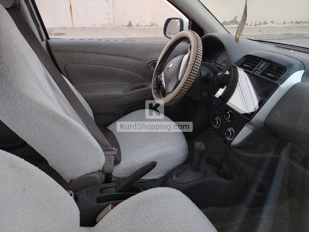 Nissan Sunny 2018