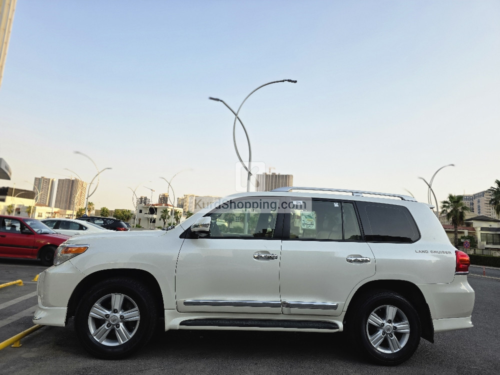 Toyota Landcruiser 2013