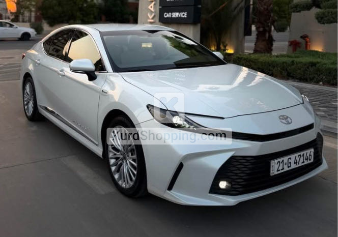 Toyota Camry 2025