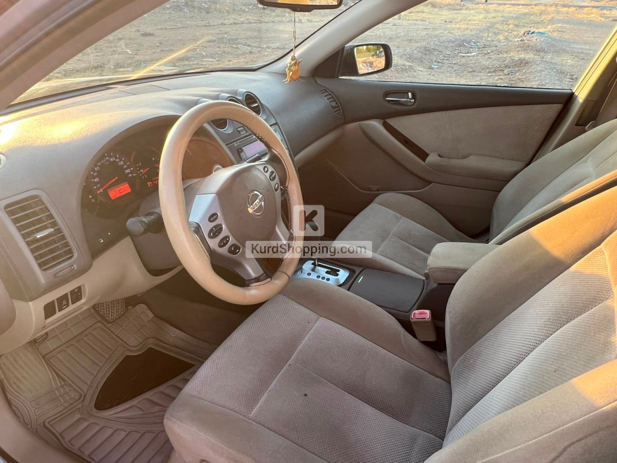 Nissan Altima 2008