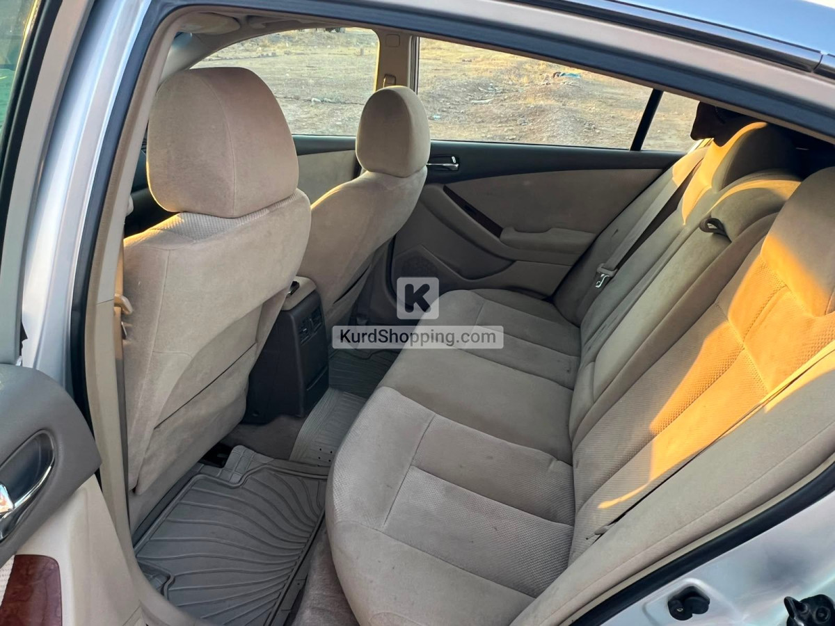 Nissan Altima 2008