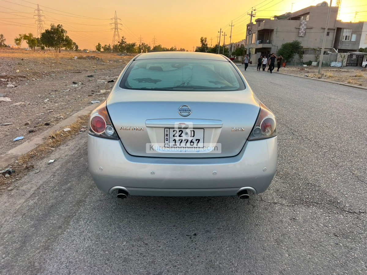 Nissan Altima 2008