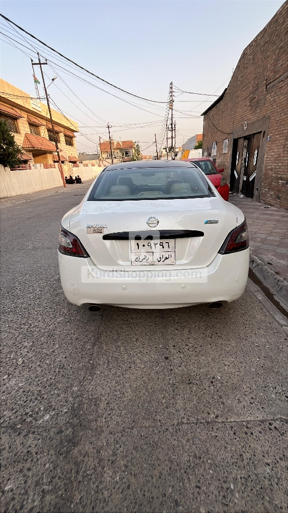 Nissan Maxima 2014