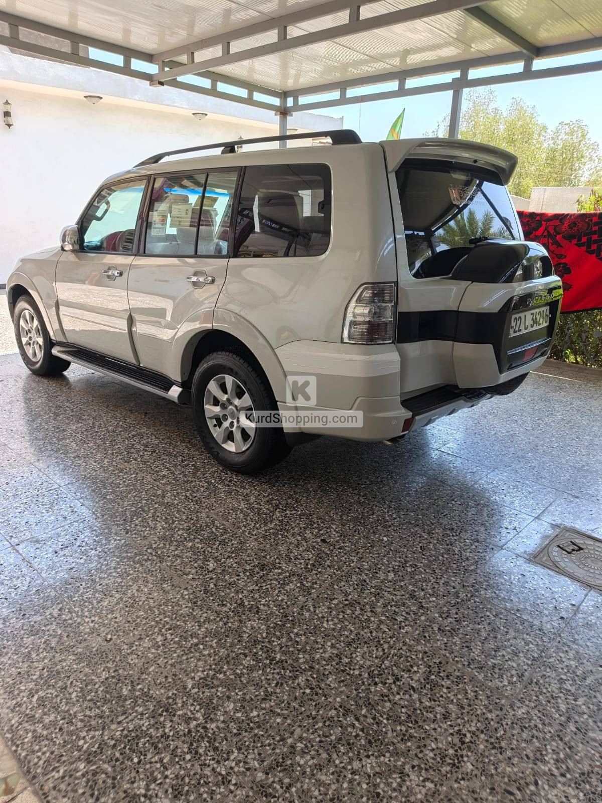 Mitsubishi Pajero 2016