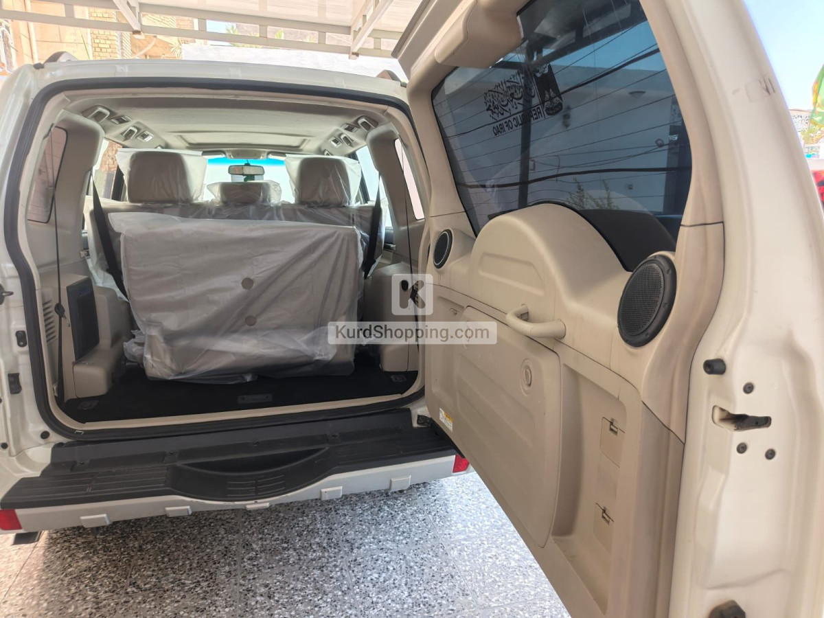 Mitsubishi Pajero 2016