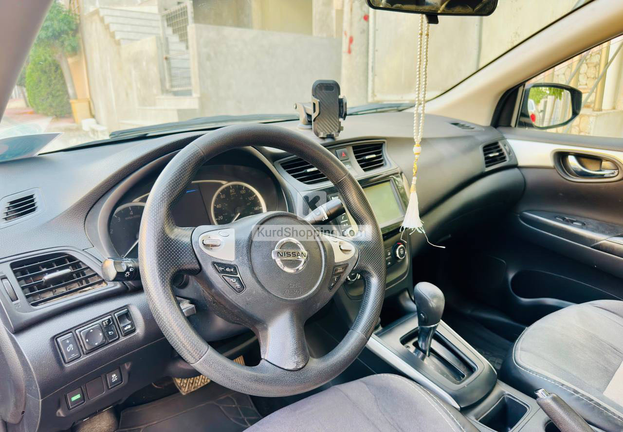Nissan Sentra 2019