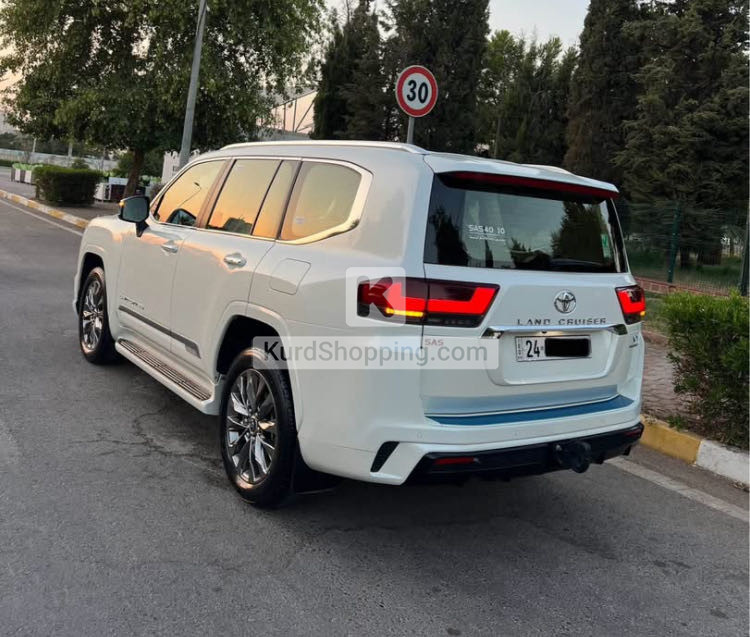 Toyota Landcruiser 2023