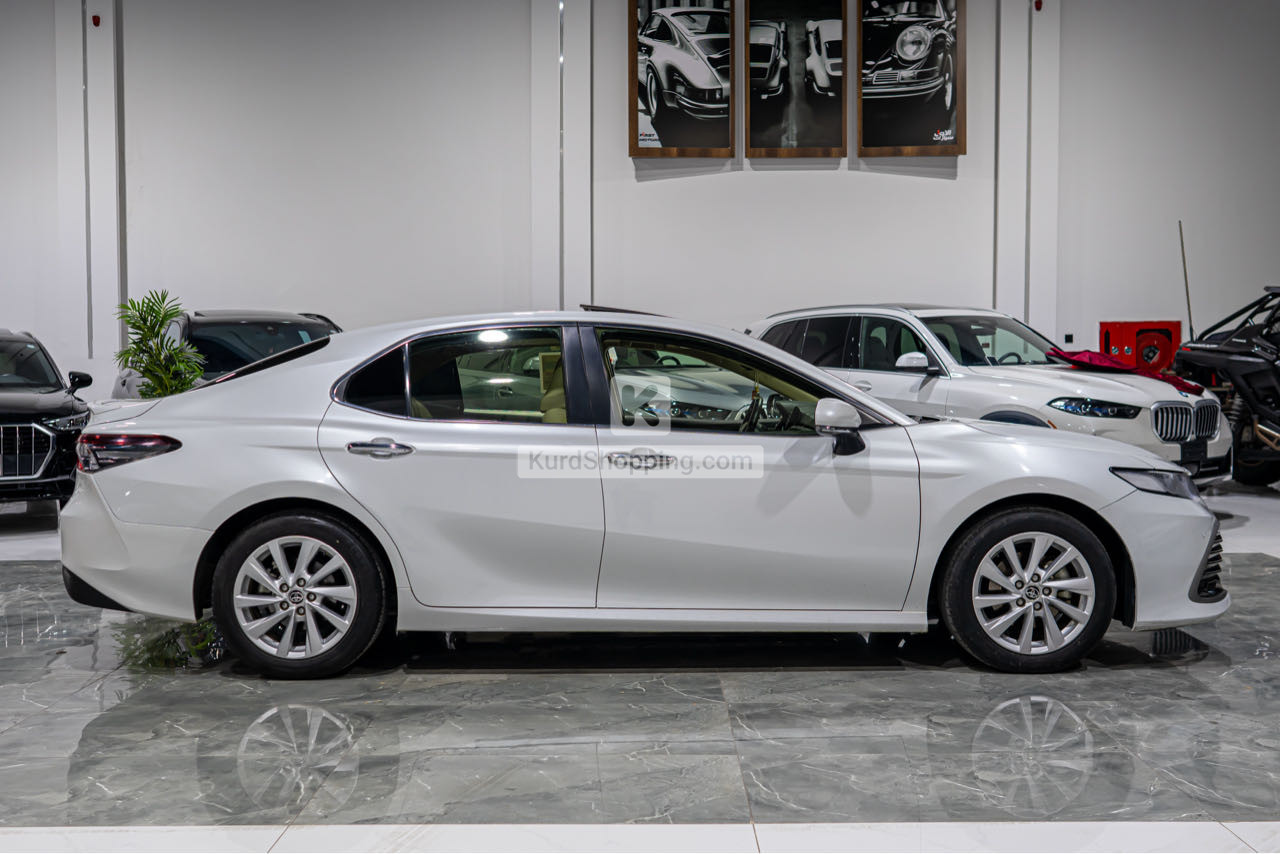Toyota Camry 2024
