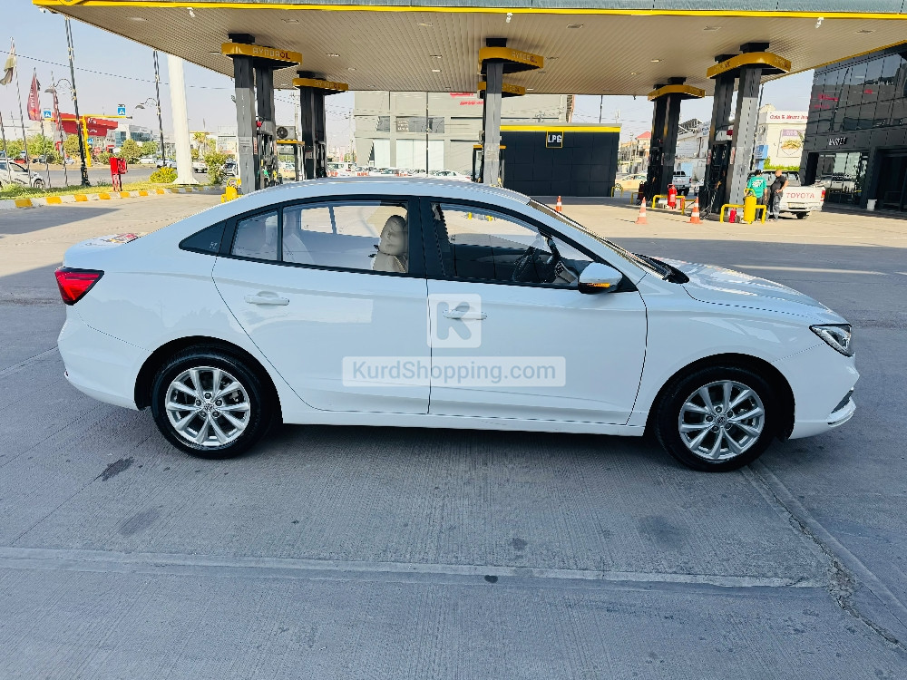 MG 5 2023