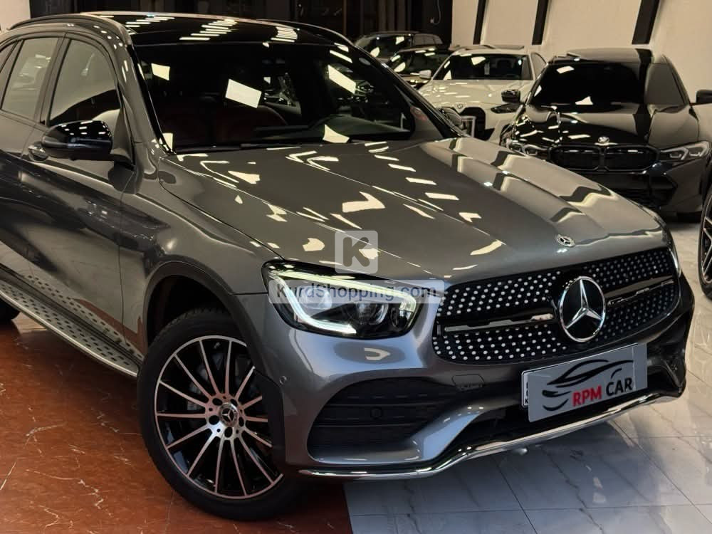 Mercedes Benz 300 2022