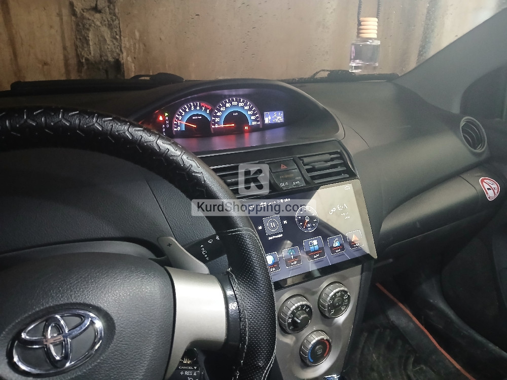 Toyota Yaris 2011