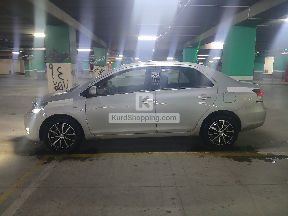 Toyota Yaris 2011