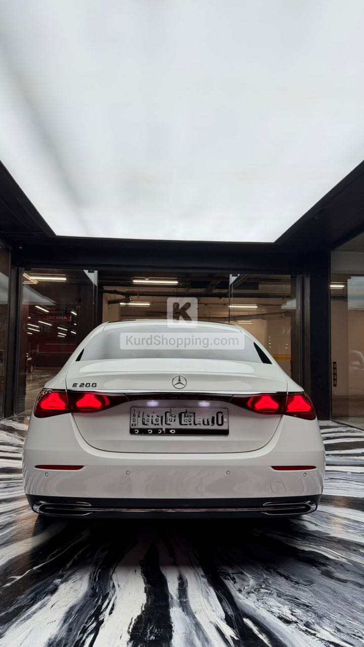 Mercedes Benz E-Class 2024