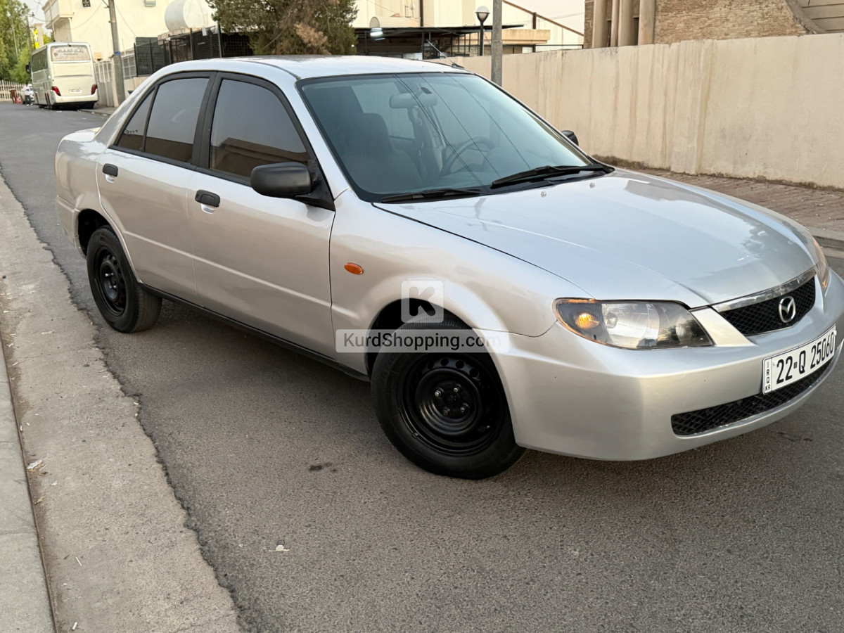 Mazda 323 2004