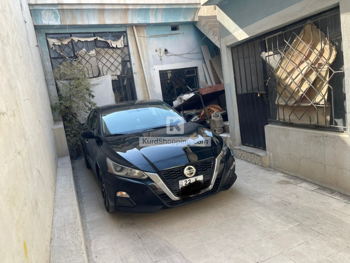 Nissan Altima 2020