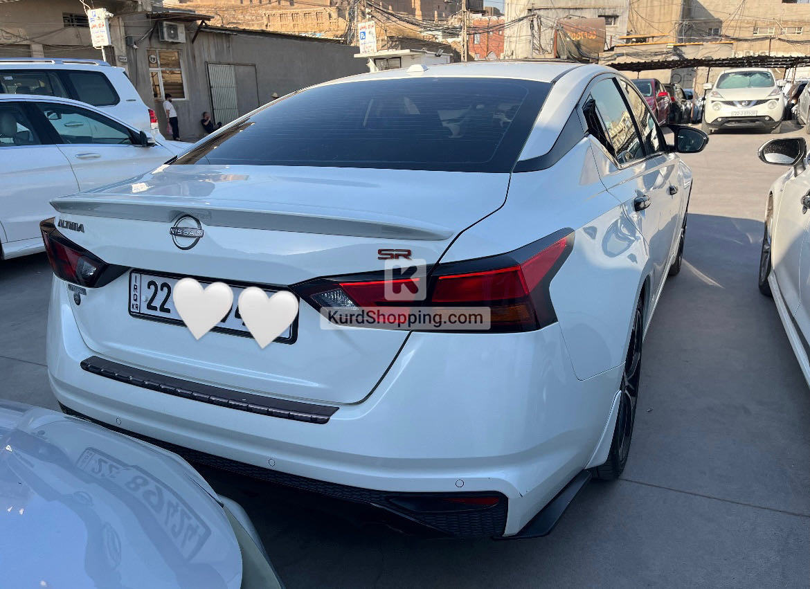 Nissan Altima 2023