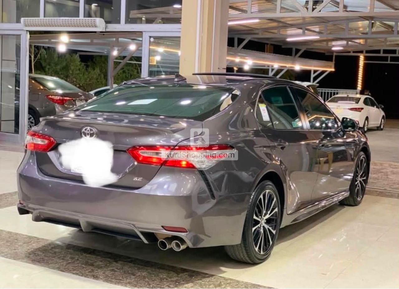 Toyota Camry 2019