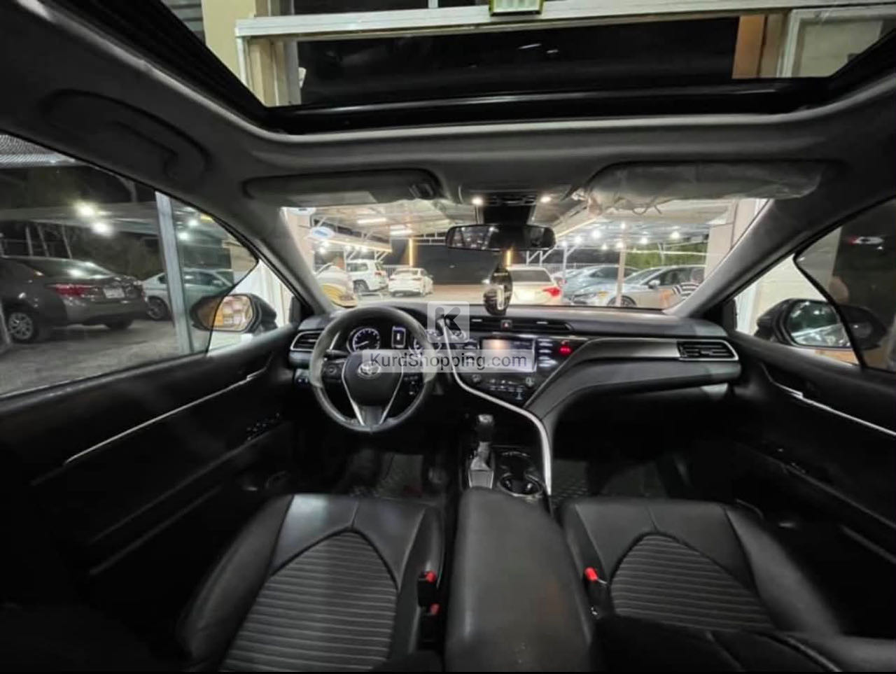 Toyota Camry 2019