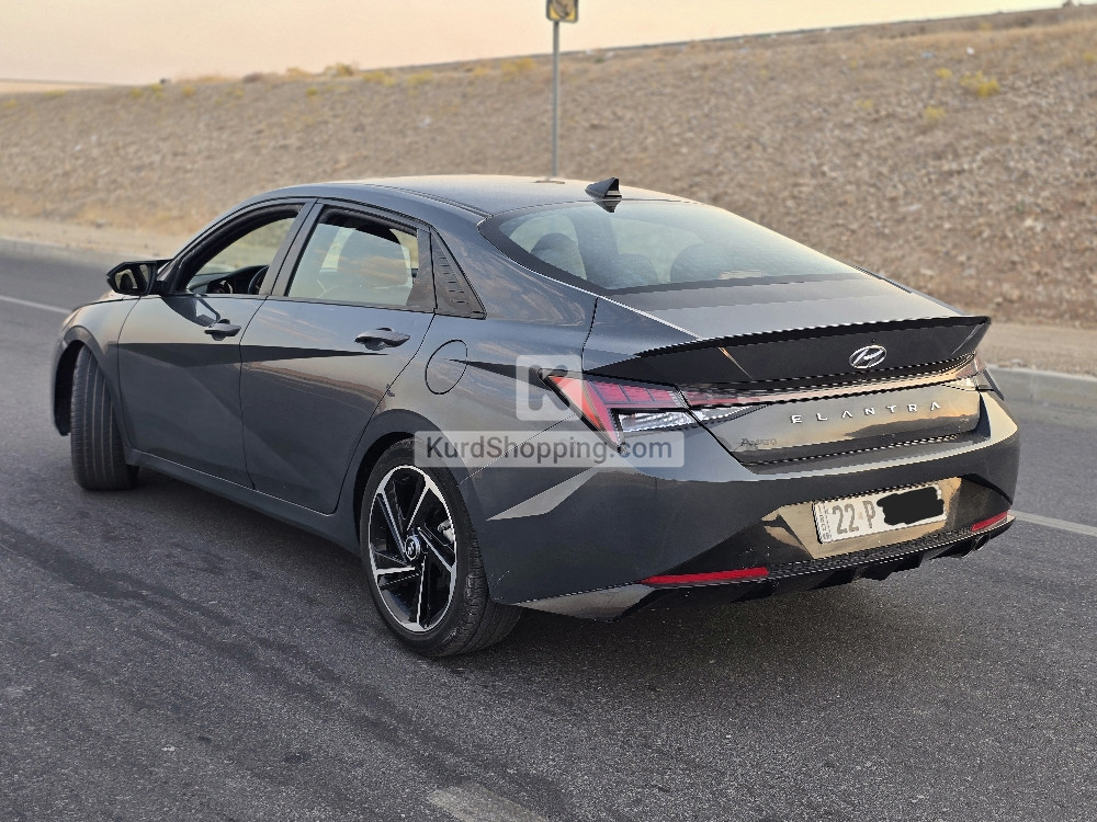 Hyundai Elantra 2023
